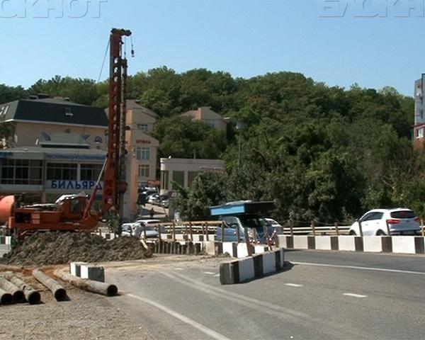 На причерноморской трассе построят новый наземный пешеходный переход